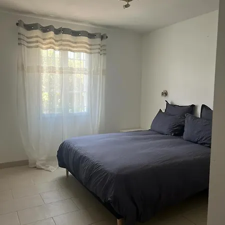 Holiday home Lagon Et Garrigue *