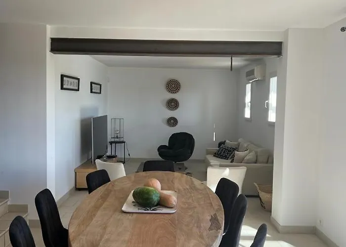 Lagon Uzès Casa vacanze *